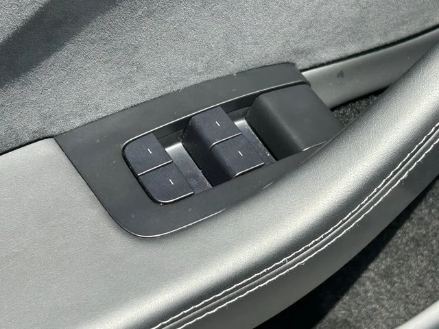 SEMINUEVOS TESLA Model 3 a Estados en autogozo