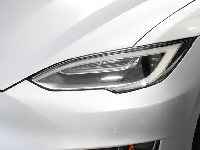 SEMINUEVOS TESLA Model S a Estados en autogozo