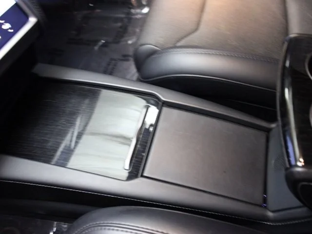 SEMINUEVOS TESLA Model S a Estados en autogozo