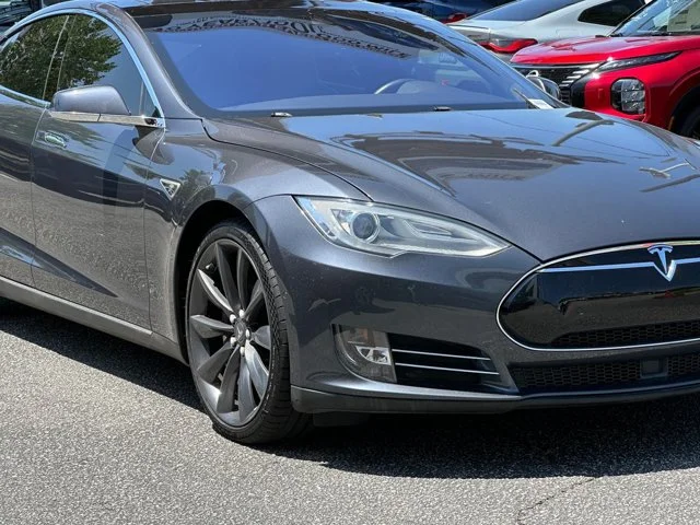 SEMINUEVOS TESLA Model S a Estados en autogozo