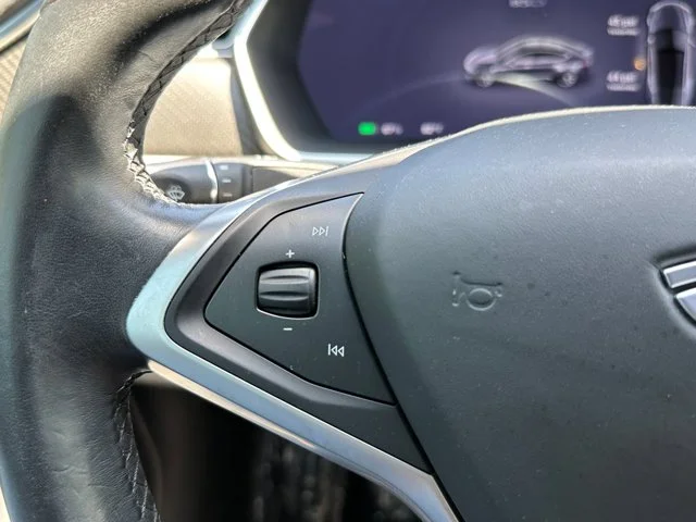 SEMINUEVOS TESLA Model S a Estados en autogozo