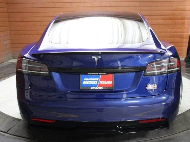 SEMINUEVOS TESLA Model S a Estados en autogozo