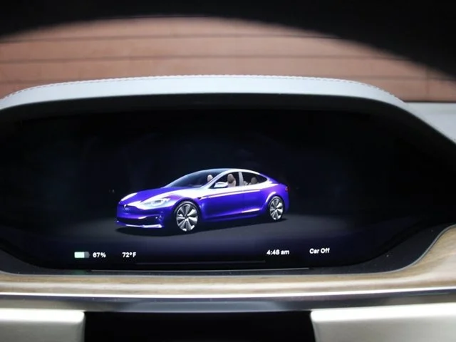 SEMINUEVOS TESLA Model S a Estados en autogozo