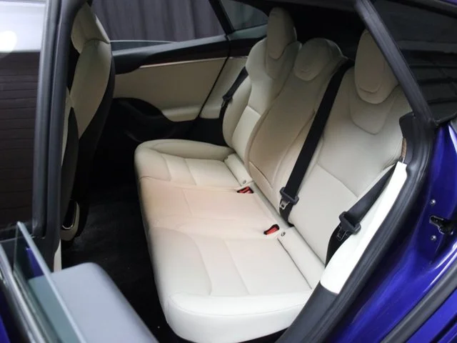 SEMINUEVOS TESLA Model S a Estados en autogozo
