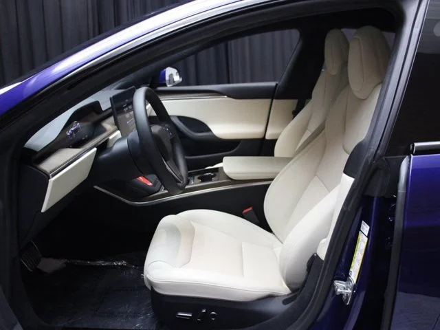 SEMINUEVOS TESLA Model S a Estados en autogozo