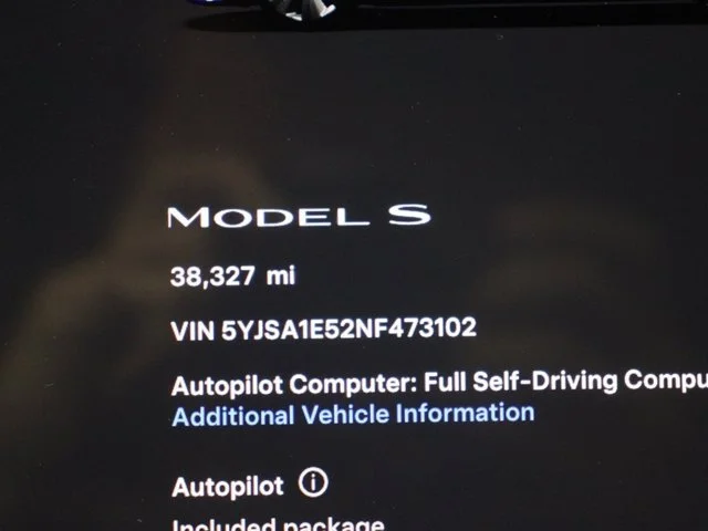 SEMINUEVOS TESLA Model S a Estados en autogozo