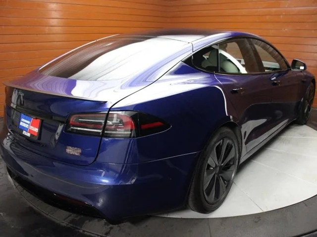SEMINUEVOS TESLA Model S a Estados en autogozo