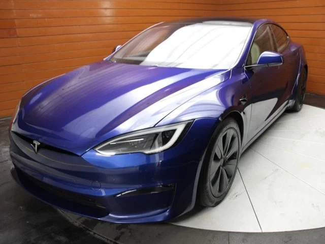 SEMINUEVOS TESLA Model S a Estados en autogozo