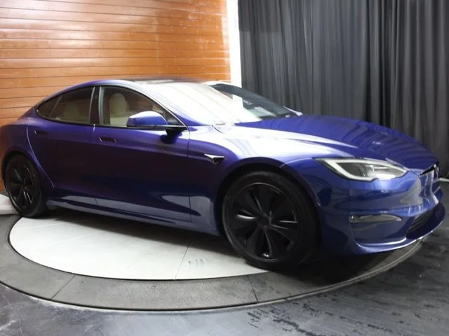 SEMINUEVOS TESLA Model S a Estados en autogozo