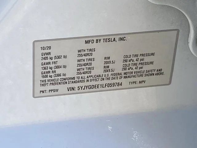 SEMINUEVOS TESLA Model Y a Estados en autogozo