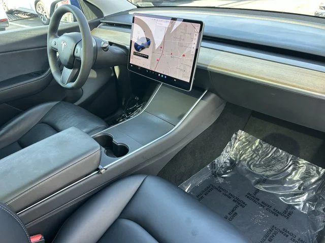 SEMINUEVOS TESLA Model Y a Estados en autogozo