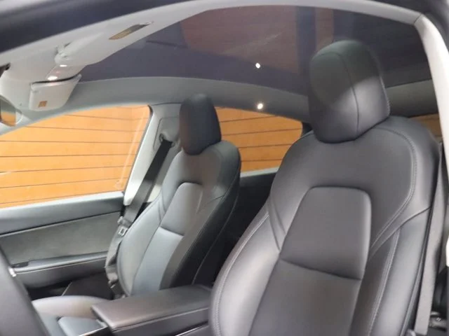 SEMINUEVOS TESLA Model Y a Estados en autogozo