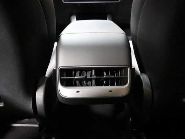 SEMINUEVOS TESLA Model Y a Estados en autogozo