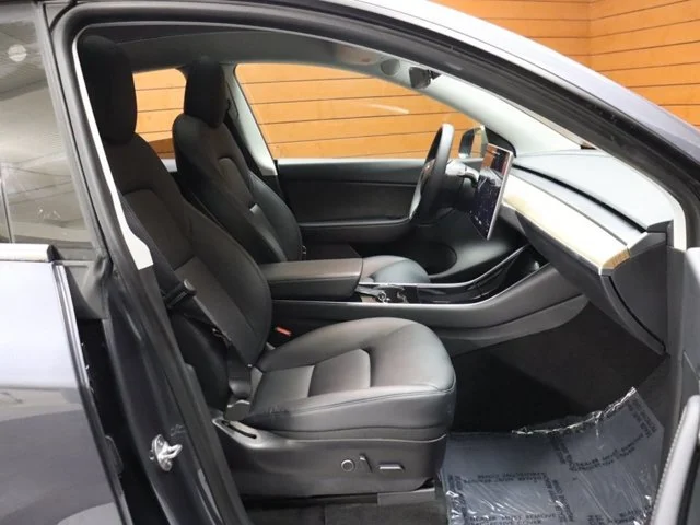 SEMINUEVOS TESLA Model Y a Estados en autogozo