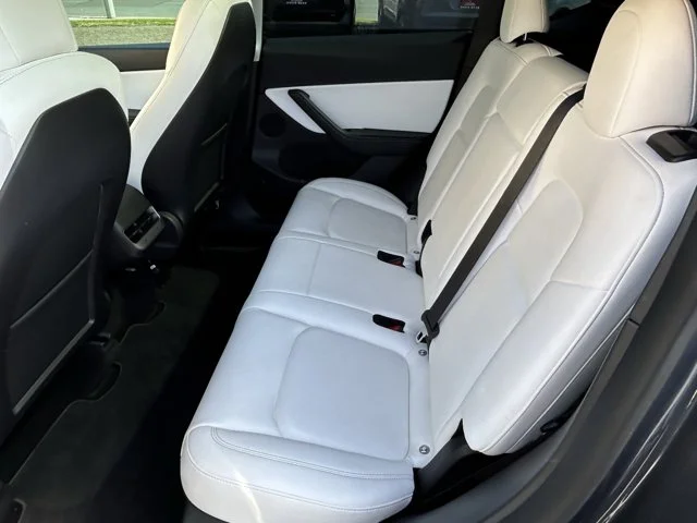 SEMINUEVOS TESLA Model Y a Estados en autogozo