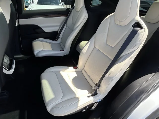 SEMINUEVOS TESLA Model X a Estados en autogozo
