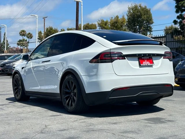 SEMINUEVOS TESLA Model X a Estados en autogozo