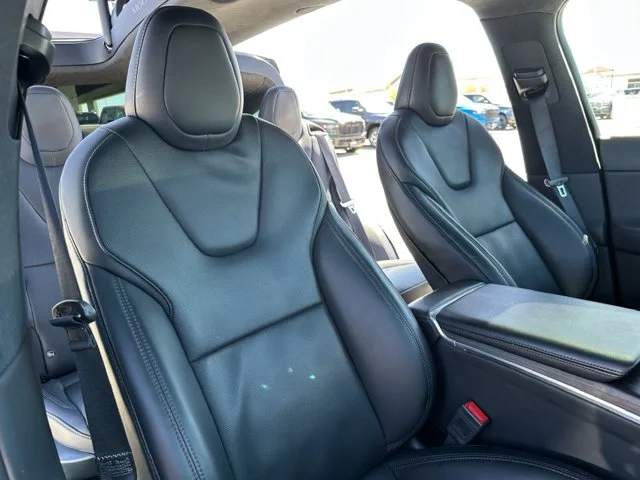 SEMINUEVOS TESLA Model X a Estados en autogozo