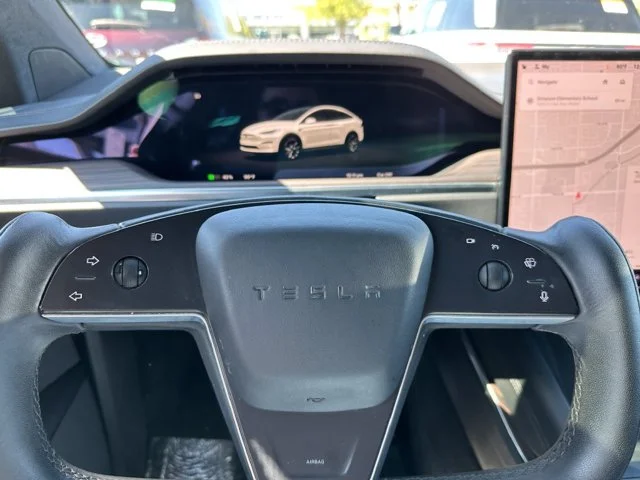 SEMINUEVOS TESLA Model X a Estados en autogozo