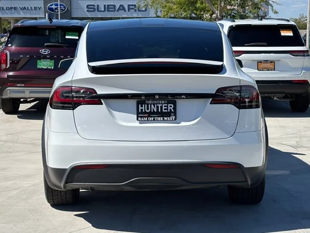 SEMINUEVOS TESLA Model X a Estados en autogozo