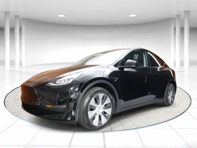 SEMINUEVOS TESLA Model Y a Estados en autogozo