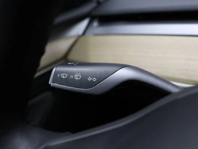 SEMINUEVOS TESLA Model Y a Estados en autogozo