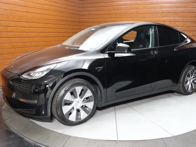 SEMINUEVOS TESLA Model Y a Estados en autogozo