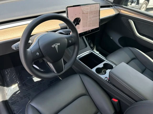 SEMINUEVOS TESLA Model Y a Estados en autogozo