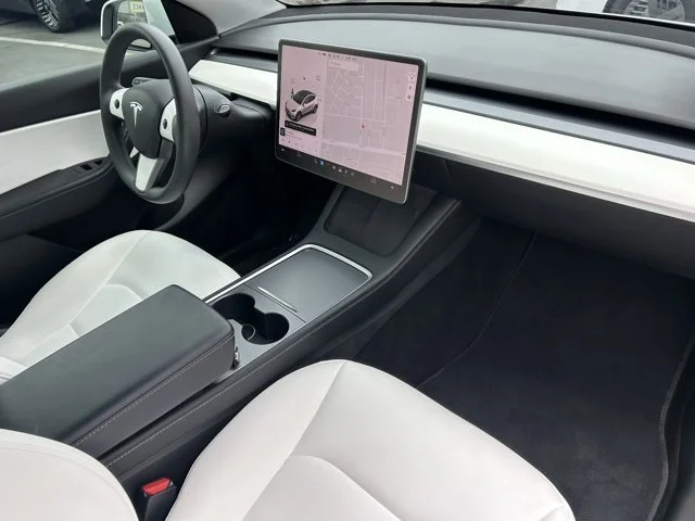 SEMINUEVOS TESLA Model Y a Estados en autogozo