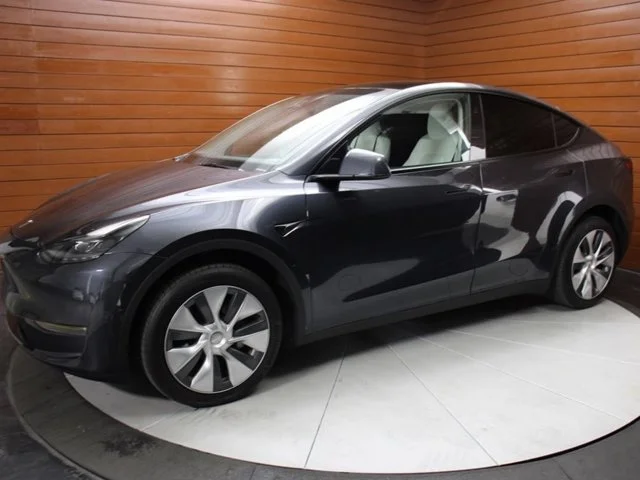 SEMINUEVOS TESLA Model Y a Estados en autogozo