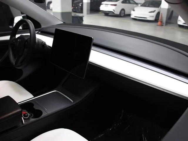 SEMINUEVOS TESLA Model Y a Estados en autogozo