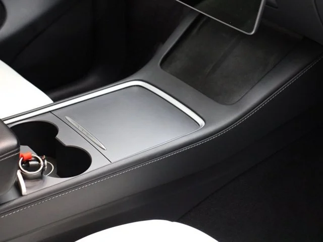 SEMINUEVOS TESLA Model Y a Estados en autogozo