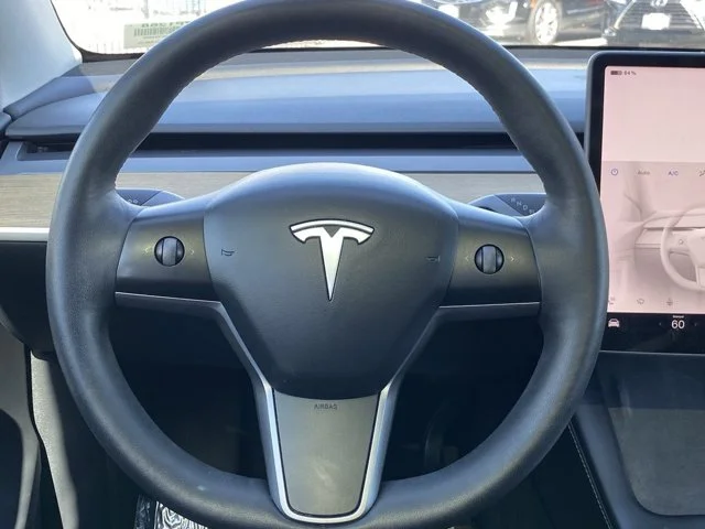 SEMINUEVOS TESLA Model Y a Estados en autogozo