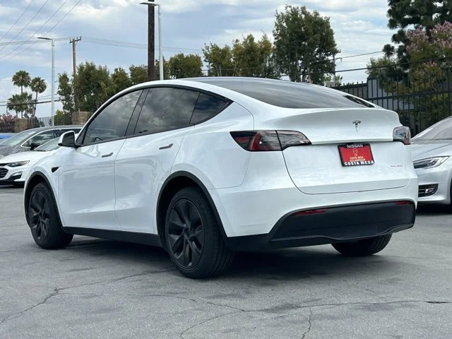 SEMINUEVOS TESLA Model Y a Estados en autogozo