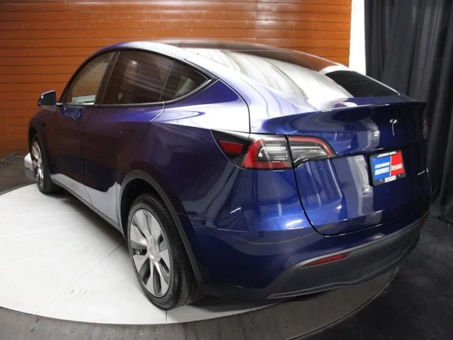 SEMINUEVOS TESLA Model Y a Estados en autogozo