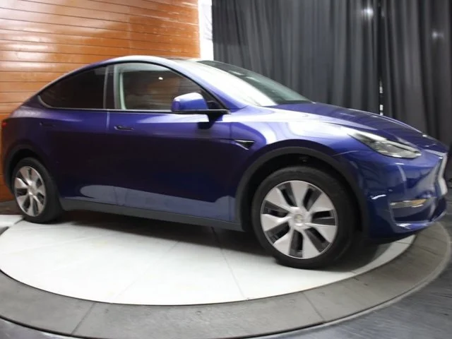SEMINUEVOS TESLA Model Y a Estados en autogozo