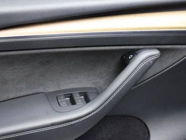 SEMINUEVOS TESLA Model Y a Estados en autogozo