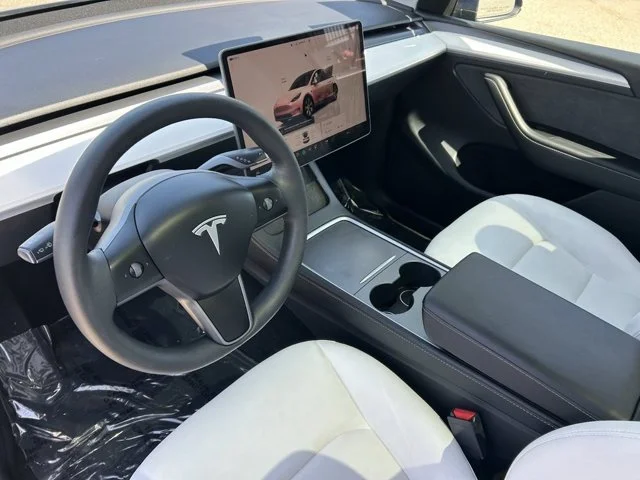 SEMINUEVOS TESLA Model Y a Estados en autogozo