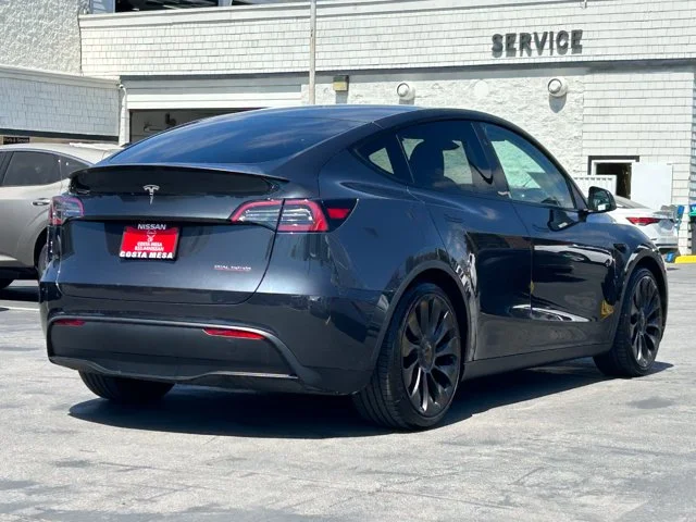SEMINUEVOS TESLA Model Y a Estados en autogozo
