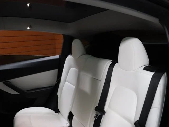 SEMINUEVOS TESLA Model Y a Estados en autogozo