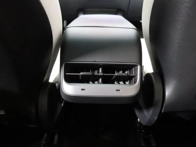 SEMINUEVOS TESLA Model Y a Estados en autogozo
