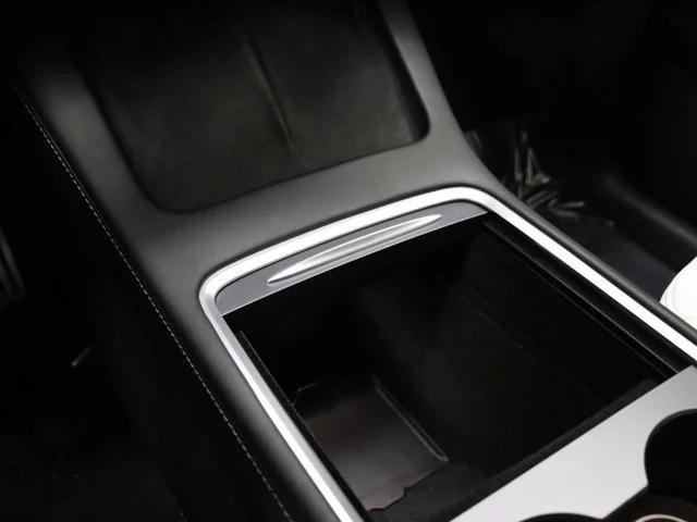 SEMINUEVOS TESLA Model Y a Estados en autogozo