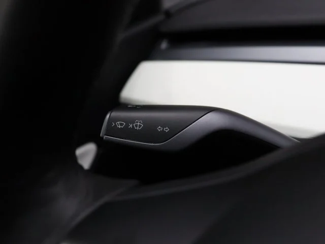 SEMINUEVOS TESLA Model Y a Estados en autogozo