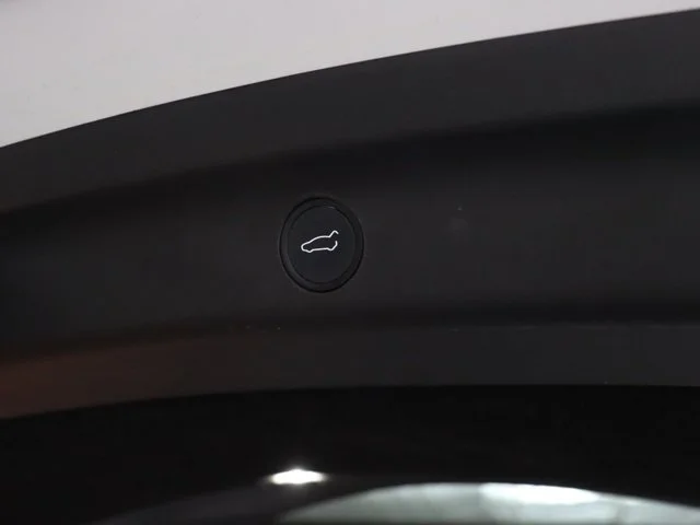 SEMINUEVOS TESLA Model Y a Estados en autogozo