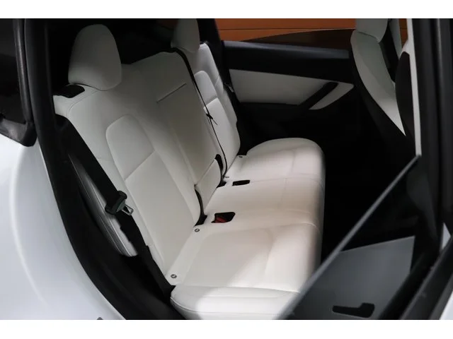 SEMINUEVOS TESLA Model Y a Estados en autogozo