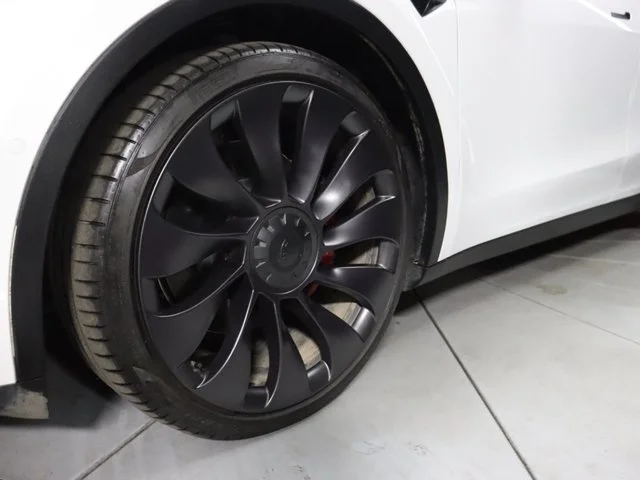 SEMINUEVOS TESLA Model Y a Estados en autogozo