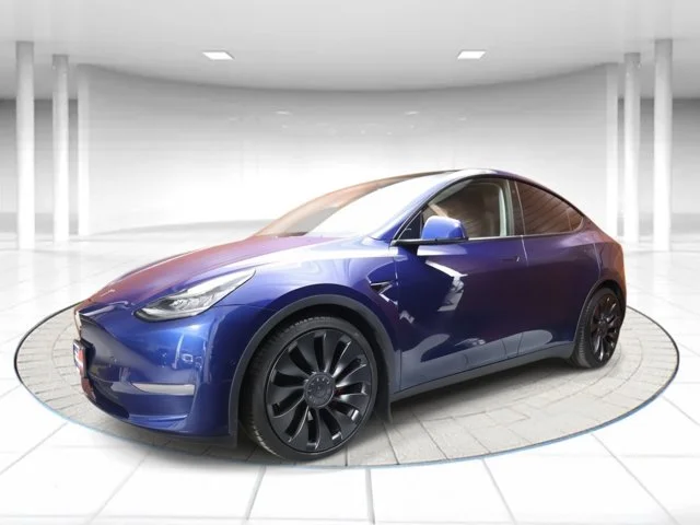 SEMINUEVOS TESLA Model Y a Estados en autogozo