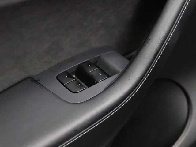 SEMINUEVOS TESLA Model Y a Estados en autogozo