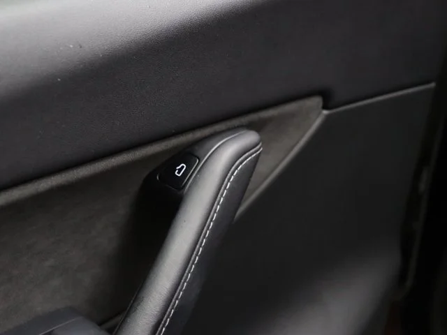 SEMINUEVOS TESLA Model Y a Estados en autogozo