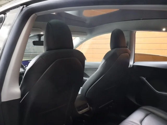 SEMINUEVOS TESLA Model Y a Estados en autogozo